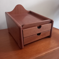 Portadocumenti in legno con cassettini