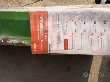 tastiera Yamaha e223