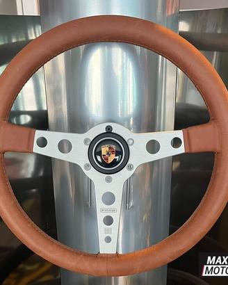 Volante MOMO PROTOTIPO TOBACCO Heritage PORSCHE pe