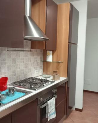CUCINA COMPLETA DI ELETTRODOMESTICI 