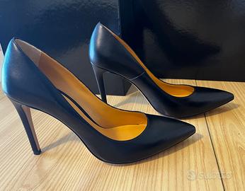 Décolleté pelle nere tacco 10