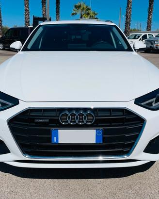 Audi A4 Avant 40 TDI quattro S tronic Business DIE