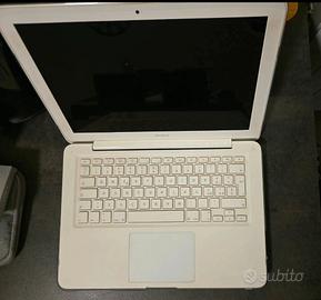 Apple MacBook bianco A1342