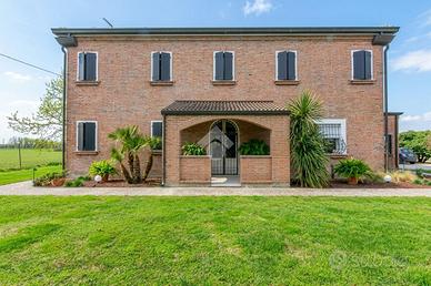 CASA INDIPENDENTE A FERRARA