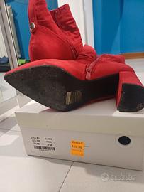 stivaletto rosso