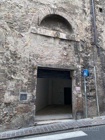 Garage in Via Pinturicchio - Perugia