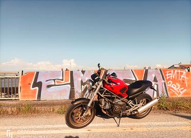 DUCATI MONSTER 900 i.e
