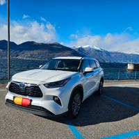 Toyota highlander Launge 2.5H E-CVT. ( 244CV)