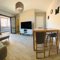 Ristrutturato con ampio parcheggio