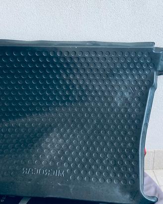 Rivestimento in plastica microcar MGO4