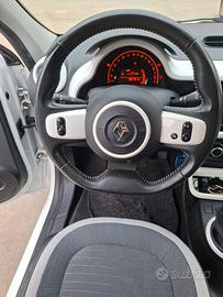 RENAULT TWINGO 3 LOVELY 