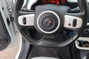 RENAULT TWINGO 3 LOVELY 