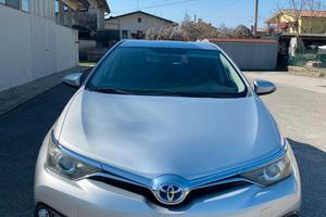 Toyota Auris Hybrid 1.8 benzina-anno 2017