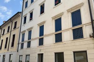 affitta centralissimo commerciale direzionale