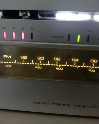 Sintonizzatore Rotel RT550