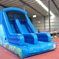 Scivolo gonfiabile per bambini tema mare