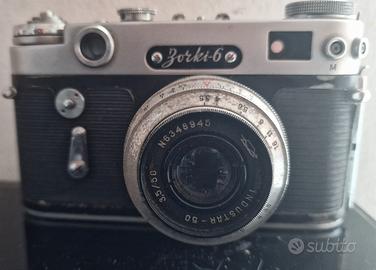 Fotocamera Vintage Zorki 6  con custodia