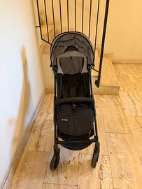 Passeggino leggero (anche da viaggio)