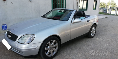 Mercedes SLK E 200