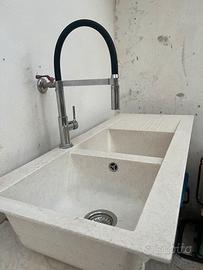 Lavello da cucina in resina da cucina + rubinetto