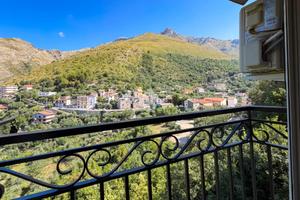2 LOCALI A FORMIA