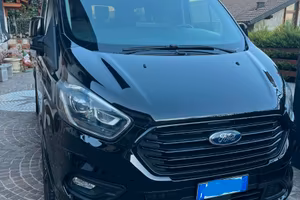 Ford Tourneo Custom 2.0 EcoBlue 170 CV – 8 Posti