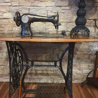 Macchina da cucire Naumann