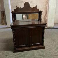 Credenza
