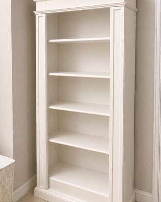 Libreria in legno laccato bianco Stile provenzale