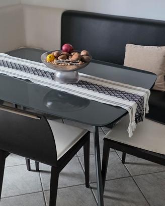 tavolo di design in vetro con 4 sedie + divanetto