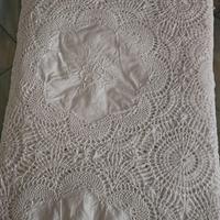 Copritavolo della nonna. Tovaglia
