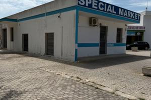 Locale commerciale stagionale