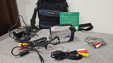 Sony Handycam DCR-DVD106E – completa di accessori