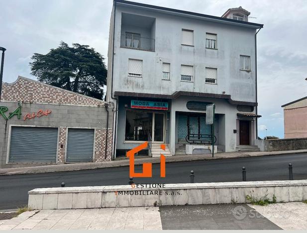 Locale Commerciale 330mq Via Sardegna 1 AGIBILITA'