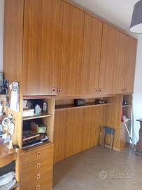 cameretta a ponte con scrivania 