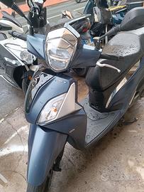 Scooter Sym Sinfony ST