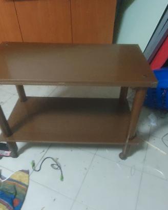 carrello porta TV con ruote