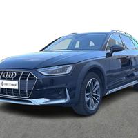 Audi A4 Allroad 40 2.0 tdi mhev Identity Contrast