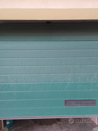 Portone sezionale 230-240x240