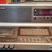 Radiosveglia Grundig RF830