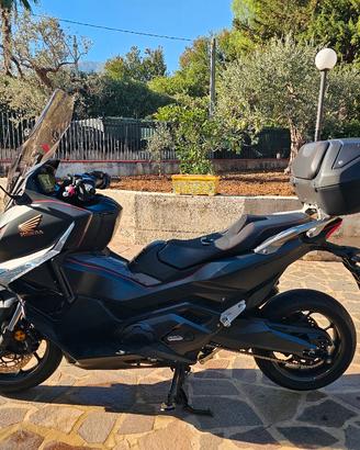 nuovo honda forza 750 2025 