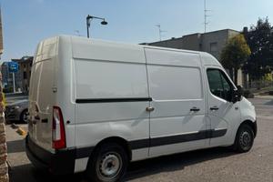 Renault master
