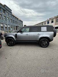 LAND ROVER Defender (2019) - 2021