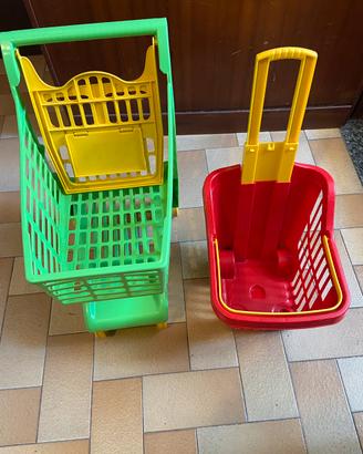 Carrello della spesa e cestino spesa giocattolo