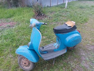 vespa 50 r conservata 