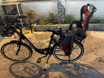 Bici elettrica da passeggio Momo Design