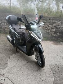 Honda sh 300iabs