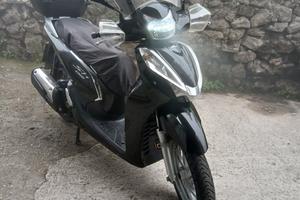 Honda sh 300iabs