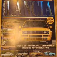 Libro speciale enciclopedia sulle auto Lancia 