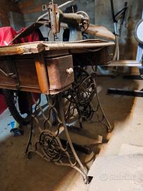 Macchina da cucire Singer 